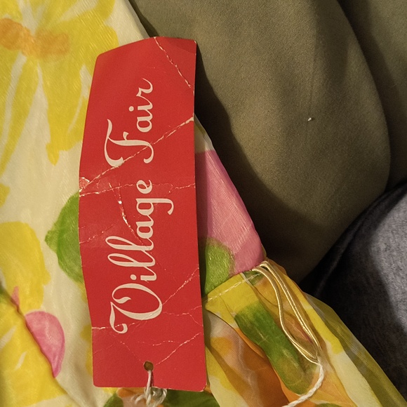 60's Vintage Floral Dress with original tags - Picture 6 of 10